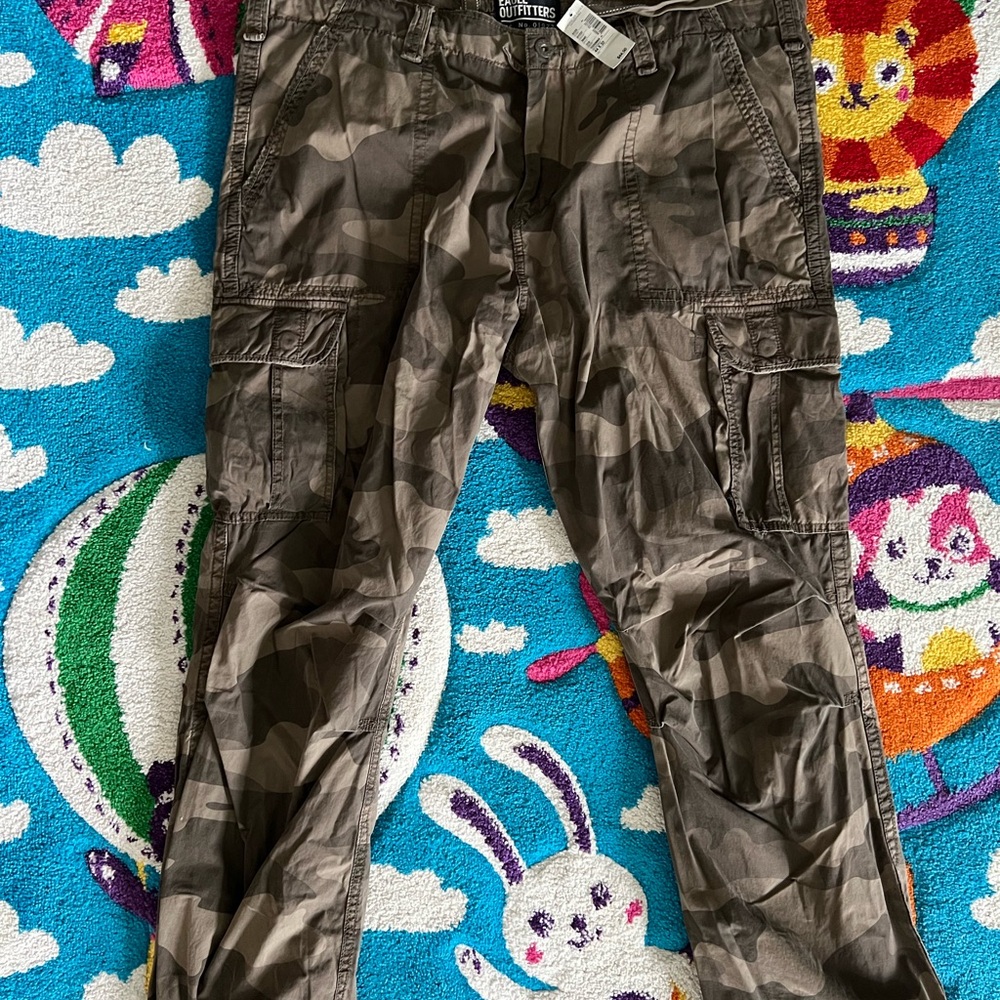 American Eagle Outfitters Camouflage Low Rise Boot Pants
